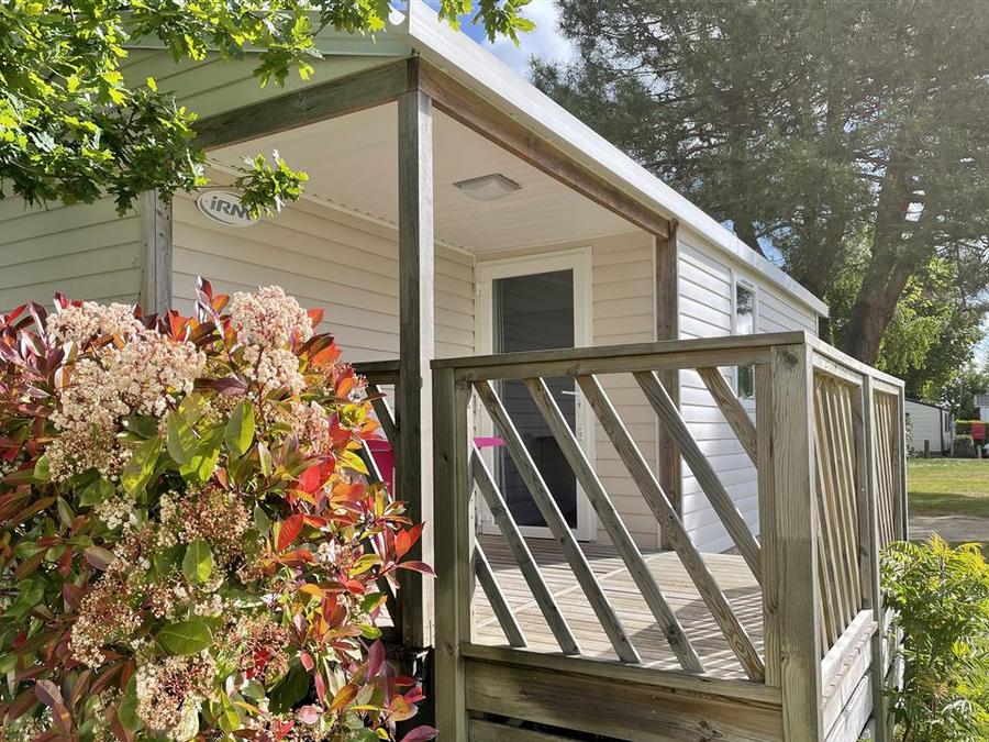 Mobilhome 4 personnes - BORA BORA 31m² - 2 chambres + Terrasse semi couverte 1