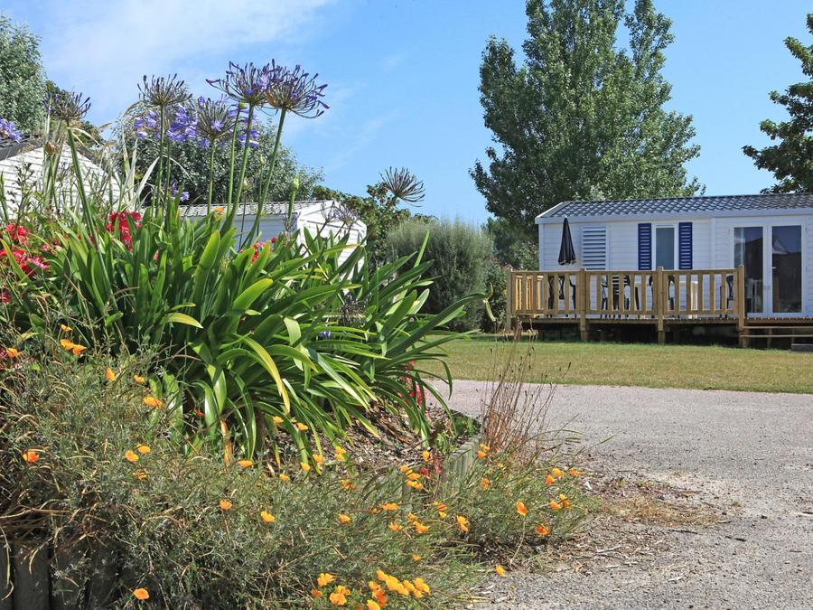 Mobilhome 6 personnes - confort 3 chambres 6 Pers avec terrasse 4