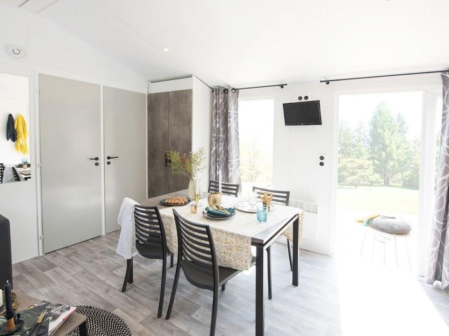 Mobilhome 4 personnes - Confort 2 chambres avec terrasse 1