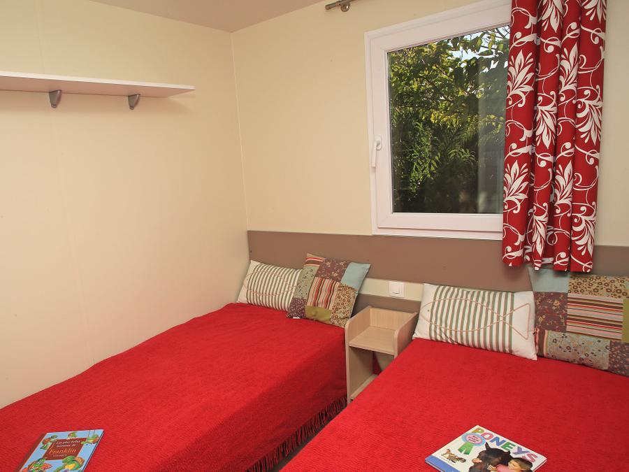 Mobilhome 4 personnes - 2 chambres avec terrasse 6