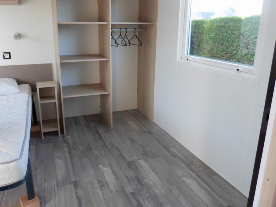 Mobilhome 4 personnes - Confort PMR 2 chambres avec terrasse 4