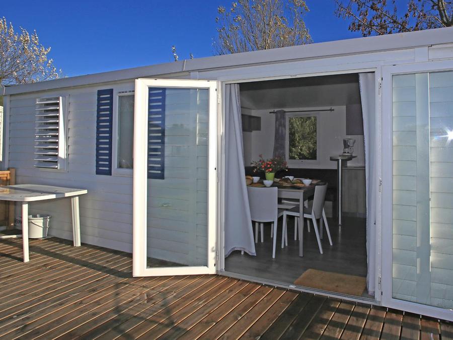 Mobilhome 8 personnes - Confort 4 chambres 8 Pers avec terrasse 0