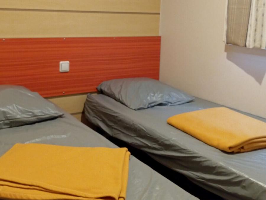 Mobilhome 4 personnes - Classique 2 Chambres Vue Lac 23