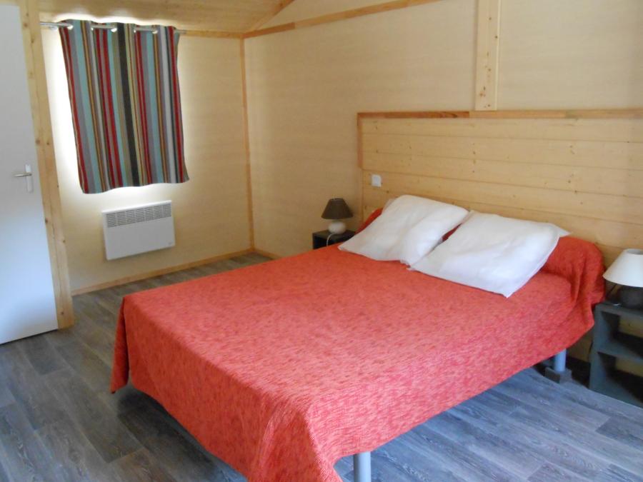 Chalet 4 personnes - CHALET DETENTE PMR max 4 personnes 1