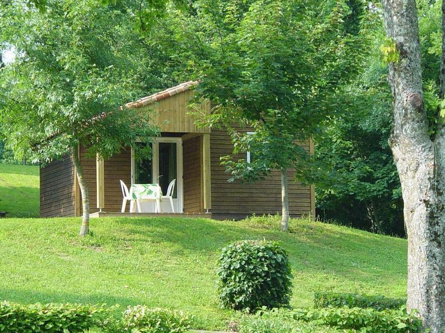 Chalet 4 personnes - Petit chalet familial en bois 24m² - 2 chambres 0