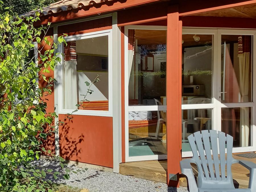 Chalet 6 personnes - Chalet familial en bois 28m² avec vue sur le lac 2