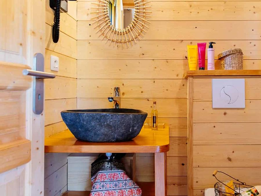Hébergement 2 personnes - Cabane indonésienne avec spa 5