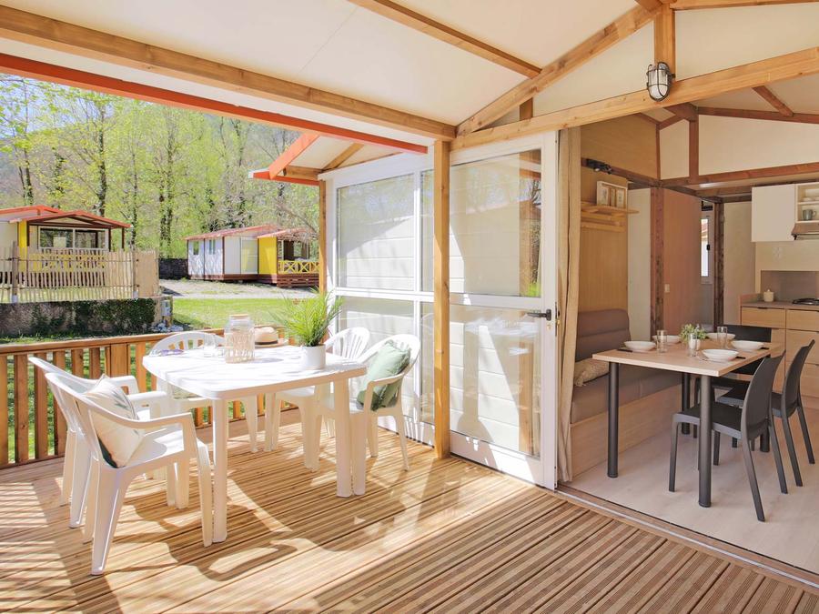 Chalet 5 personnes - Chalet Morea- 25m² - Vue Lac - terrasse couverte 12m² 1