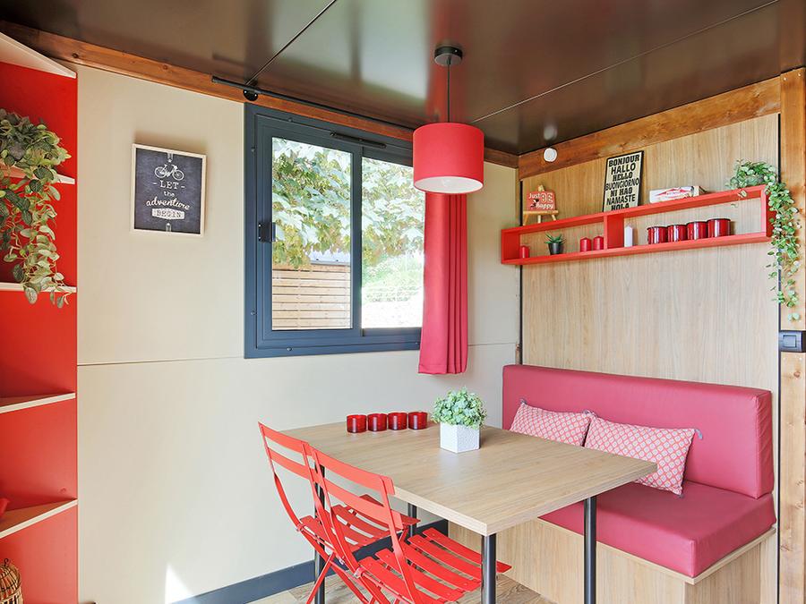 Hébergement 4 personnes - Roulotte - 22m² - hébergement insolite 1