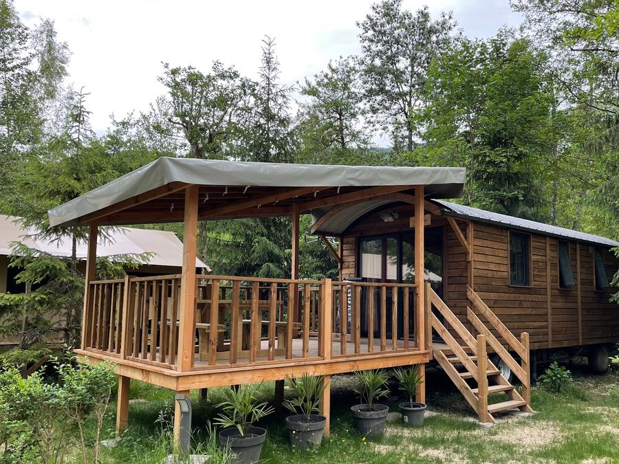 Hébergement 4 personnes - Roulotte - 22m² - hébergement insolite 9
