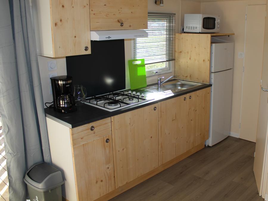 Mobilhome 4 personnes - Mobil home Confort 2 chambres 28m² + terrasse 9m² + climatisation + TV 4 pers 8