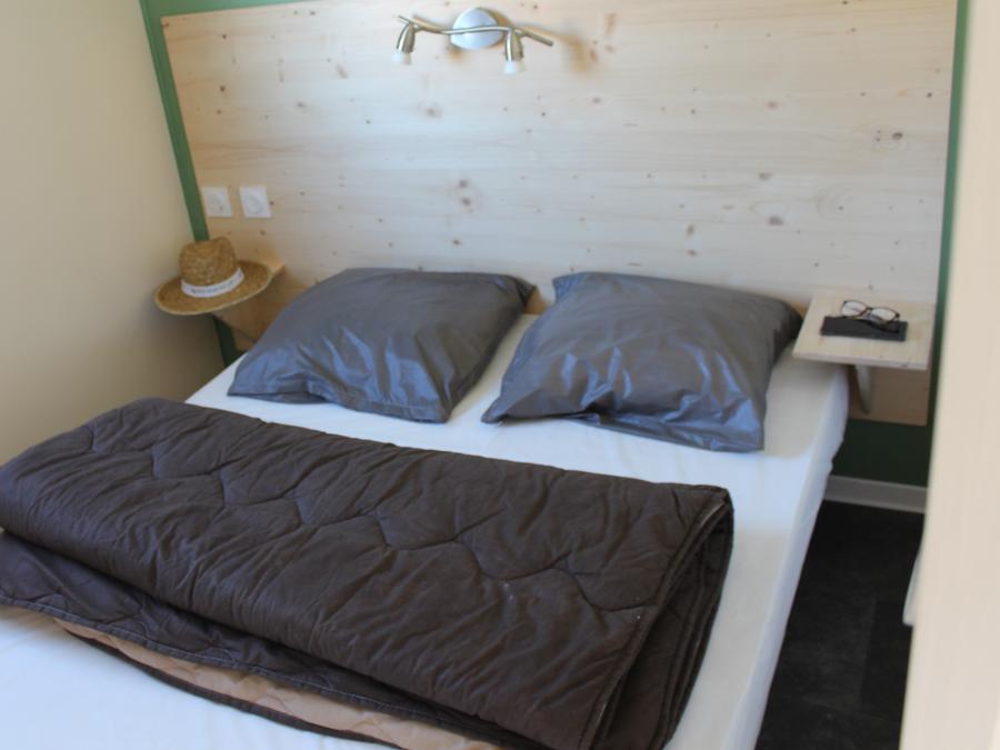 Mobilhome 4 personnes - Mobil home Confort 2 chambres 28m² + terrasse 9m² + climatisation + TV 4 pers 10
