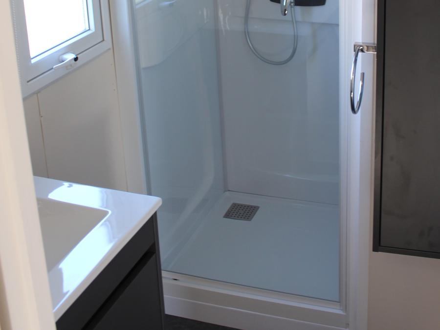 Mobilhome 4 personnes - Mobil home Confort 2 chambres 28m² + terrasse 9m² + climatisation + TV 4 pers 11