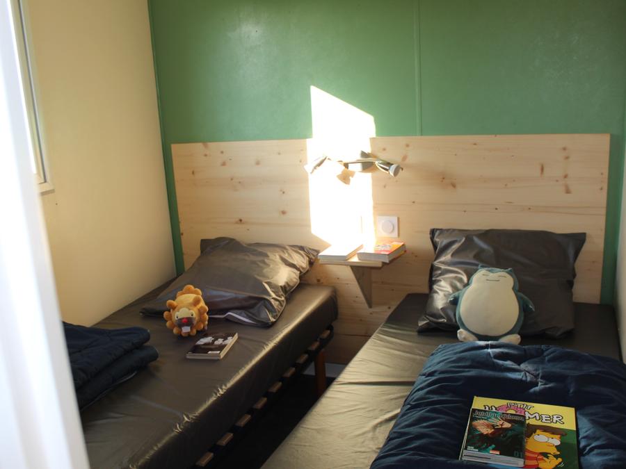Mobilhome 4 personnes - Mobil home Confort 2 chambres 28m² + terrasse 9m² + climatisation + TV 4 pers 9
