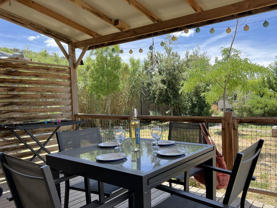 Mobilhome 4 personnes - Homeflower Premium 29 m² 2 chambres + terrasse 17m² + TV + LV + Clim + plancha 4 pers 8