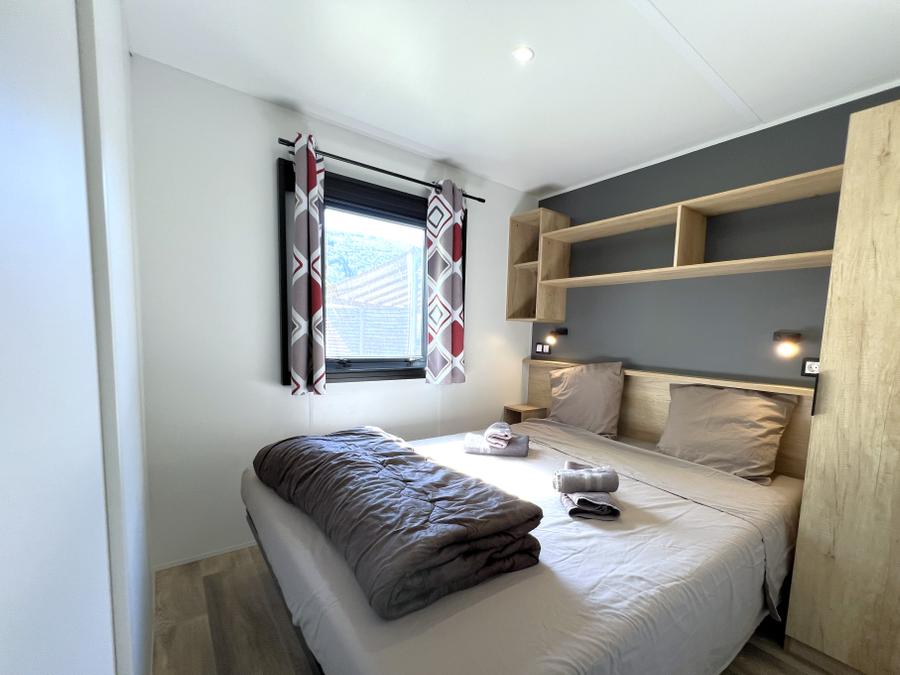 Mobilhome 6 personnes - Mobil-home Premium 32 m² 3 chambres + terrasse 21m² + TV + LV + clim + plancha 6 pers 20