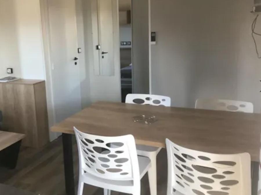 Mobilhome 6 personnes - Mobil-home Premium 32 m² 3 chambres + terrasse 21m² + TV + LV + clim + plancha 6 pers 3