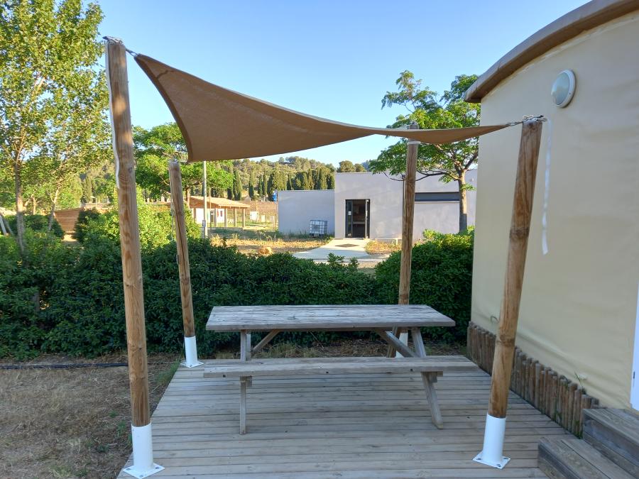 Tente en toile et en bois 5 personnes - Cahute des randonneurs 18m² - 2 chambres - sans sanitaire 5 pers 7