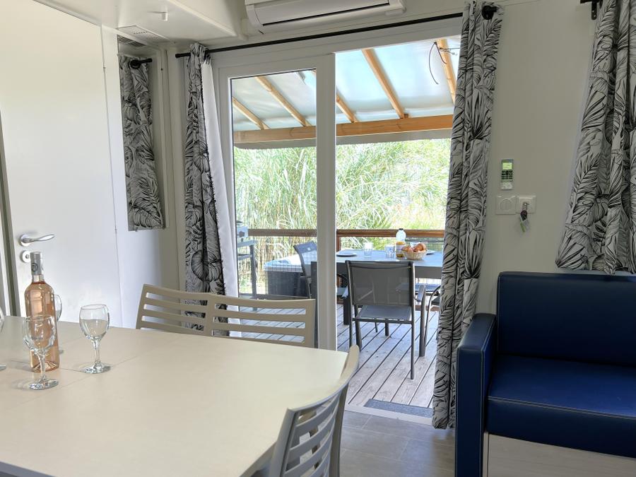 Mobilhome 10 personnes - Mobil-home Tribu Premium 5 chambres + terrasse 44m² + TV + LV + clim + plancha + 2 SDB 10 pers 10