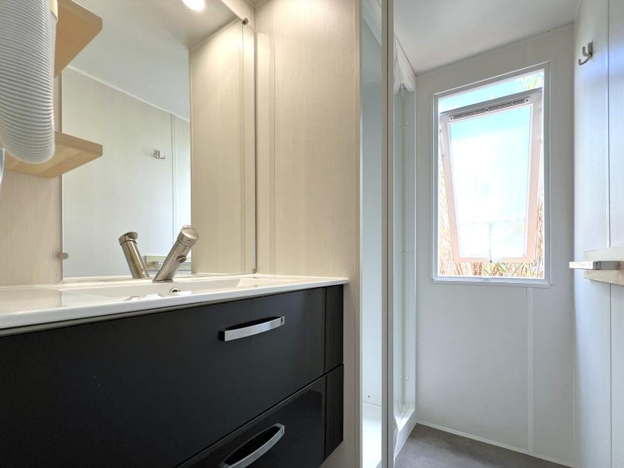 Mobilhome 6 personnes - Standard 32m² (3 chambres) + Terrasse + Clim 18