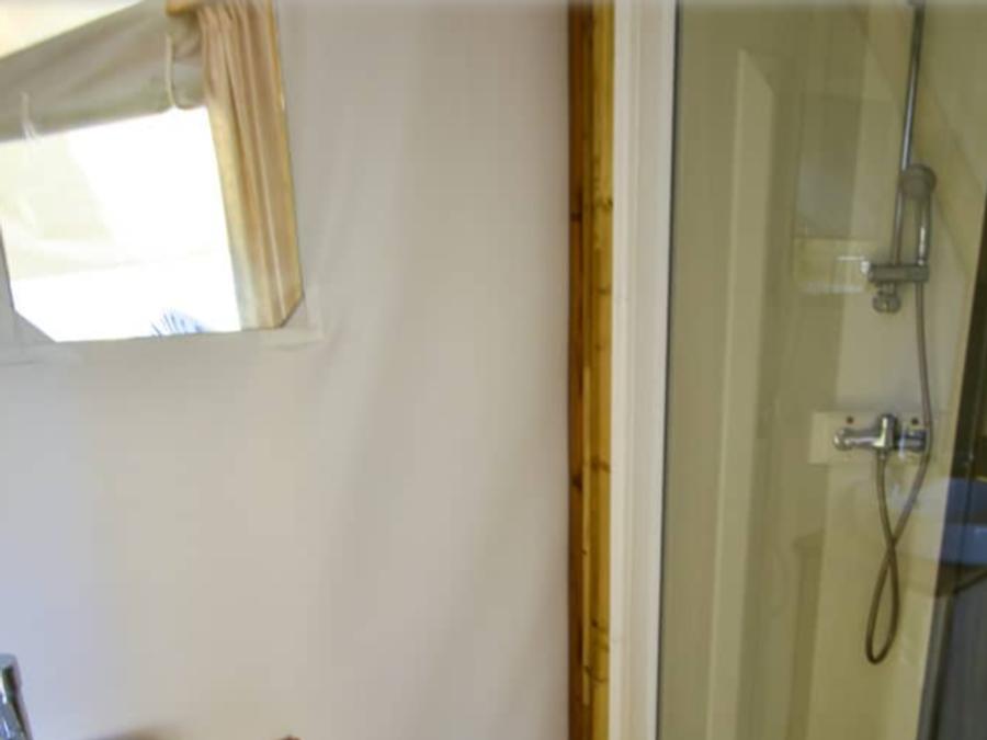 Tente en toile et en bois 4 personnes - Lodge 2 trèfles 2 chambres, 1 salle d'eau 4