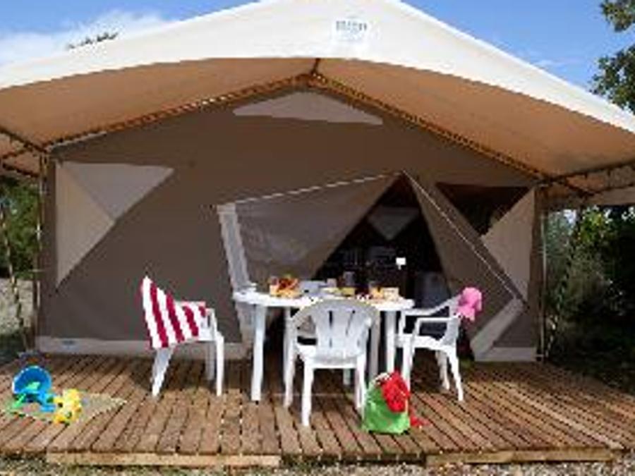 Bungalow toilé 4 personnes 3