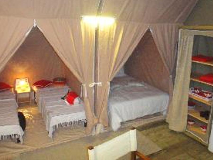 Bungalow toilé 4 personnes 1