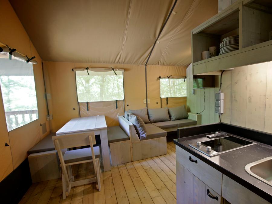 Tente en toile et en bois 5 personnes - Glamping Haritza 4
