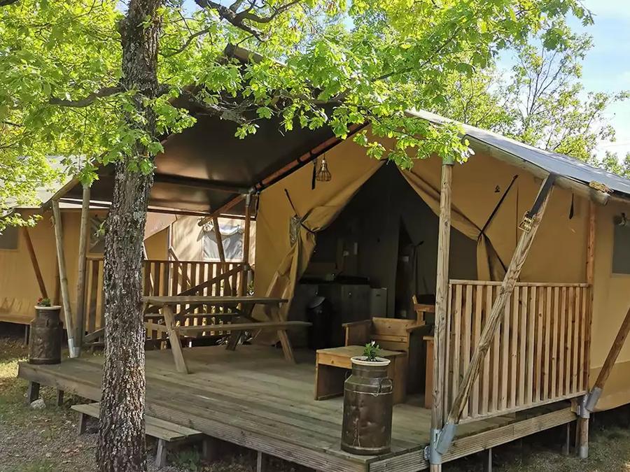 Tente en toile et en bois 4 personnes - Safari Standard 25m²(sans sanitaires) 0