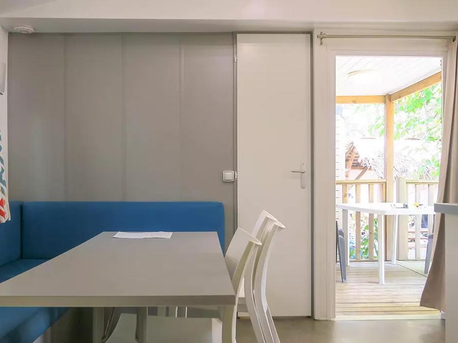 Mobilhome 6 personnes - Standard 29m² - 3 chambres + terrasse + TV 7