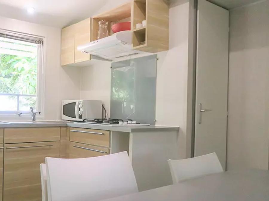 Mobilhome 6 personnes - Standard 29m² - 3 chambres + terrasse + TV 0