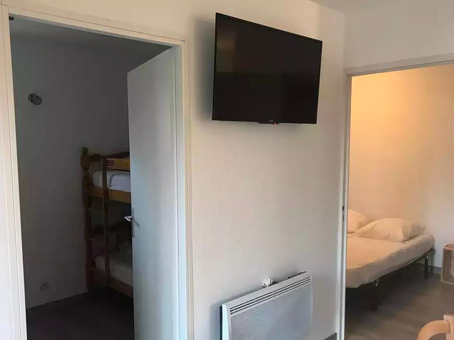 Mobilhome 6 personnes - Cottage Confort 35m² - 2 chambres + Terrasse + TV 1