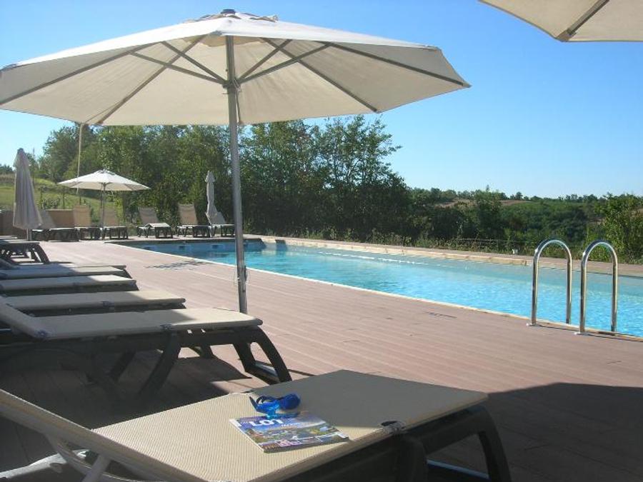 Hébergement 2 personnes - Yourte moderne 2 personnes inclus possible 4 personnes en supplément auprès du camping 13