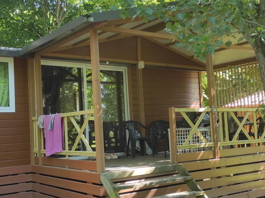 Chalet 6 personnes - Chalet 32 m² / 3 chambres - Terrasse couverte 12 m² TV 6 pers 1