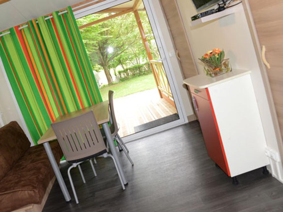 Chalet 6 personnes - Chalet climatisé / 32m2 / 3 chambres / TV / Terrasse couverte 12 m² 3