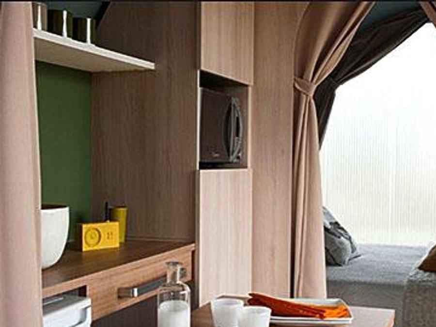 Bungalow toilé 4 personnes - COCO SWEET sans sanitaires 4