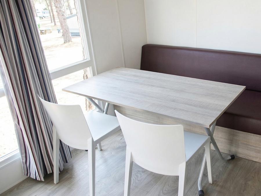 Mobilhome 4 personnes - BASIC - CLIM - DRAPS - SERVIETTE - WIFI 2