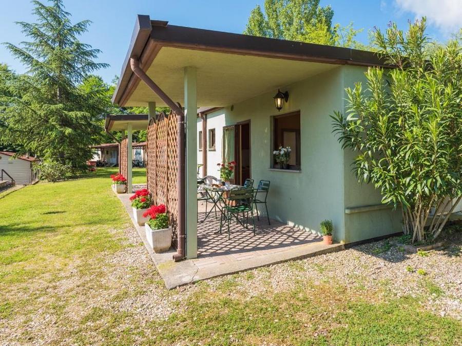 Bungalow 4 personnes 0