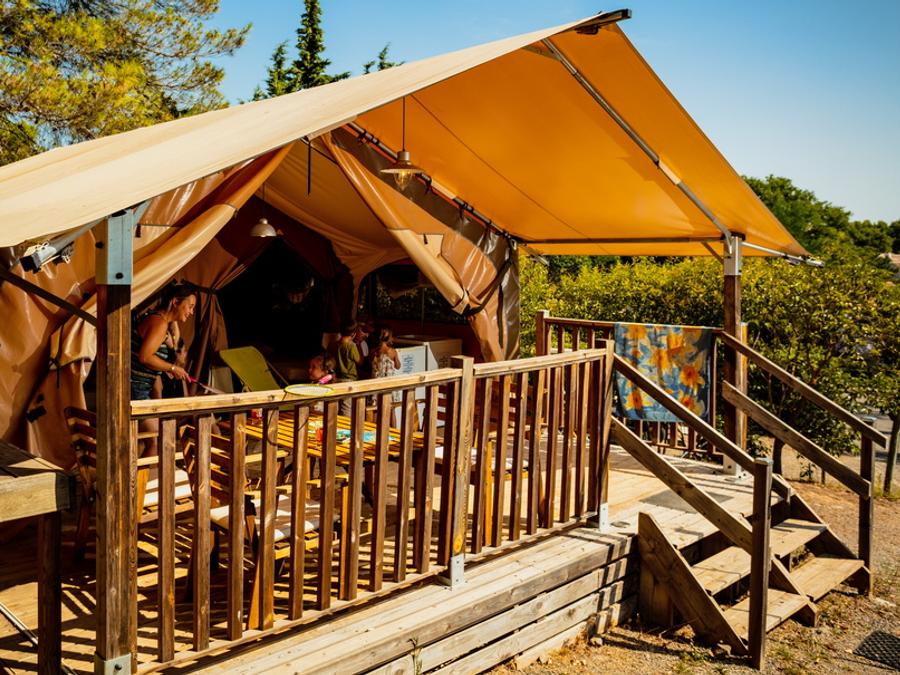 Tente 4 personnes - LODGE - Sans sanitaires 1