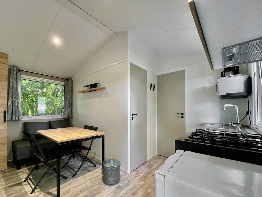 Mobilhome 4 personnes - BIKINI - TV 2