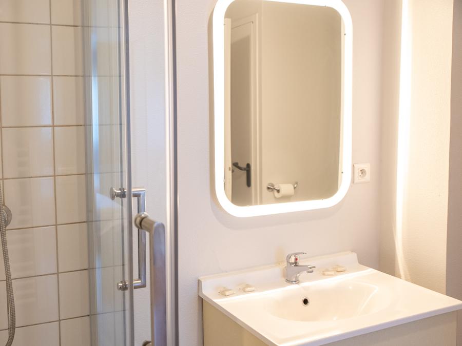 Studio 2 personnes - Lit Double avec balcon 3