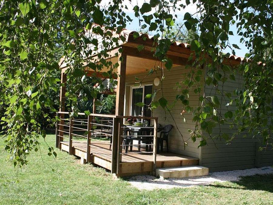 Chalet 4 personnes - chalet confort 2 ch - CLIM - TV - PLANCHA 0
