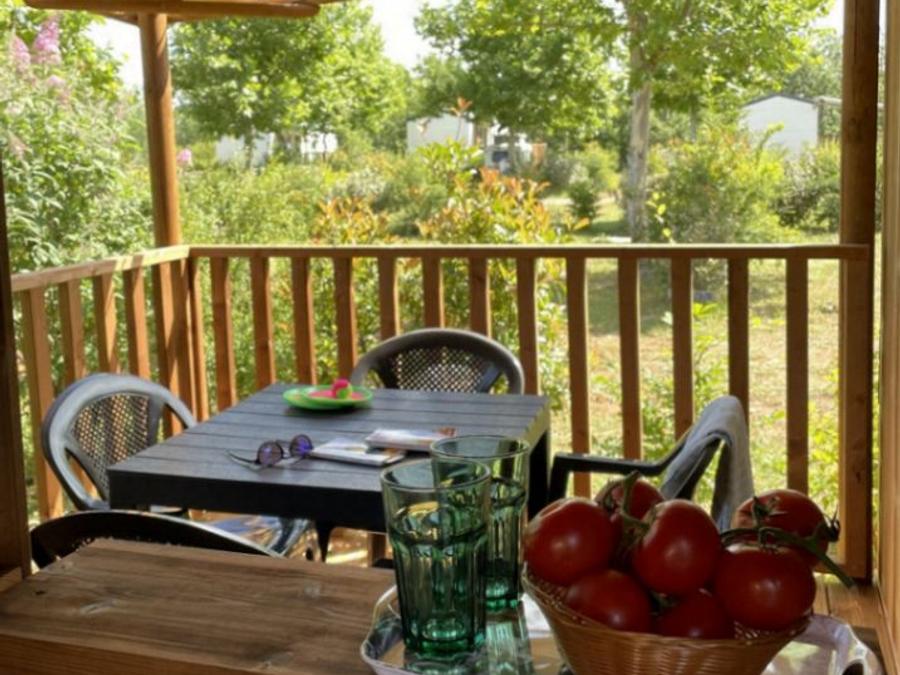 Hébergement 4 personnes - Lodge cabane 2