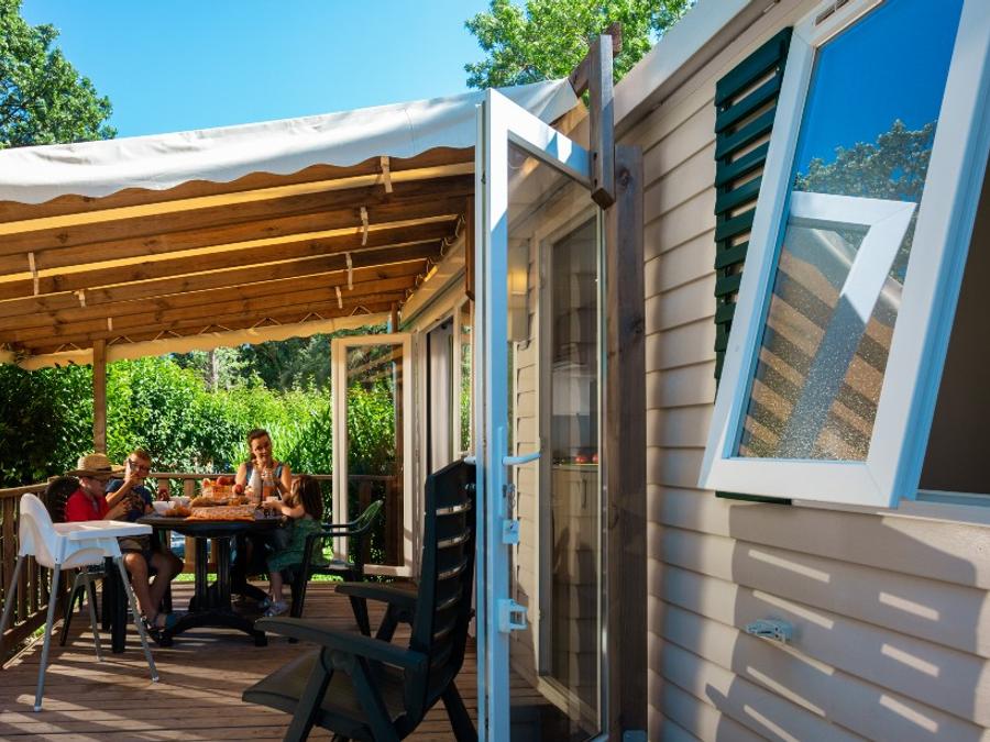 Mobilhome 4 personnes - LOISIR CONFORT FAMILY prix pour 4 personnes 2