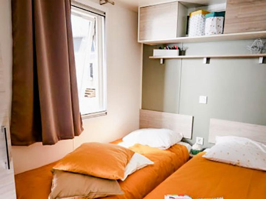 Mobilhome 4 personnes - MH2 + climatisation 30 m² 3