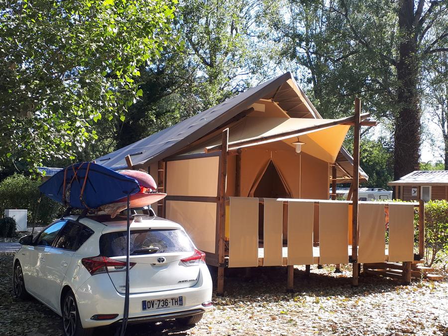 Bungalow toilé 4 personnes - JUNGLE LODGE sans sanitaires, sans eau 1