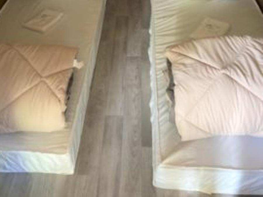 Chalet 4 personnes - La Cabane sans Sanitaires. Arrivée 16h Départ 10h. Max 4