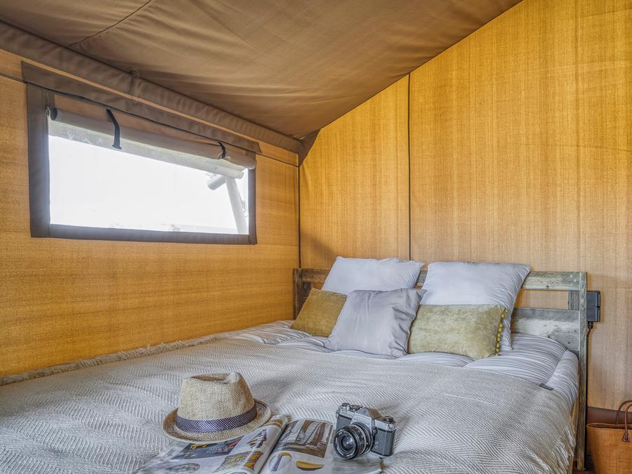 Tente en toile et en bois 5 personnes - Lodge (sans sanitaires) 4