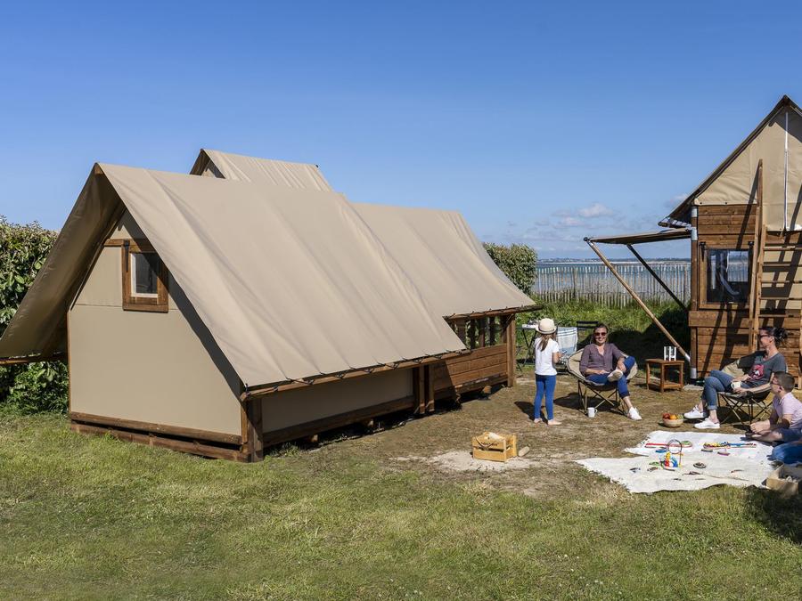 Tente en toile et en bois 4 personnes - Bivouac Insolite 2 chambres 7