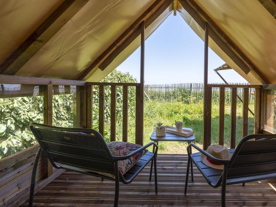 Tente en toile et en bois 4 personnes - Bivouac Insolite 2 chambres 3